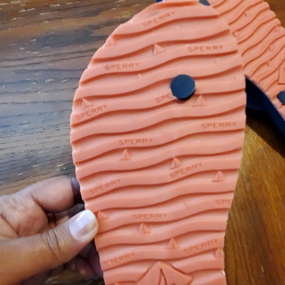 Flip Flops - Picture 4 of 5